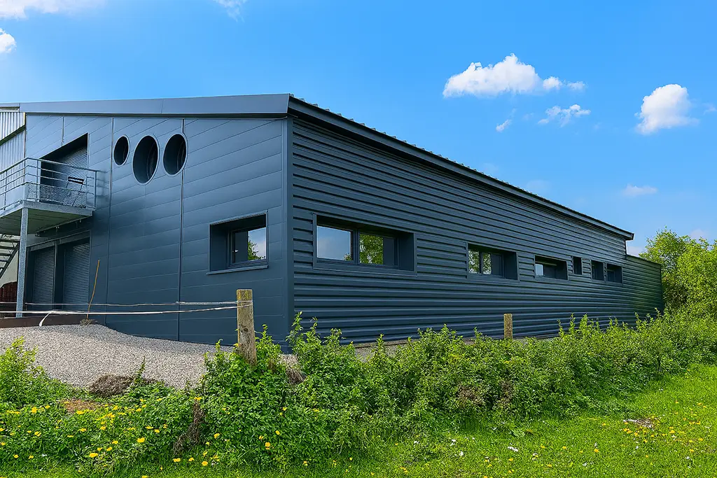 Bardage bac acier Gite à Laguiole